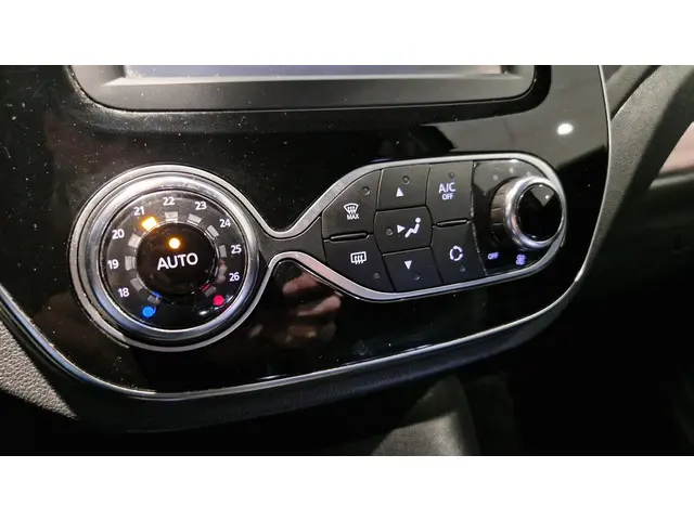 Renault Captur 0.9 TCe 90 Intens 2018 Benzine 23