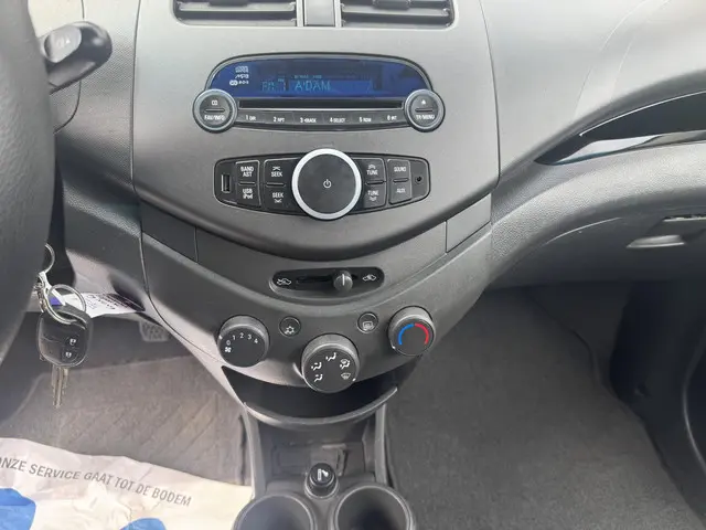 Chevrolet Spark 1.0 16V LT+ Bi-Fuel 2012 Benzine 11