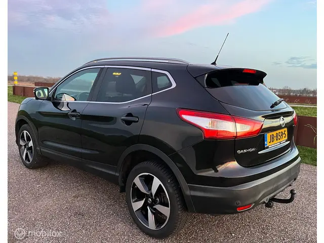 Nissan QASHQAI 2