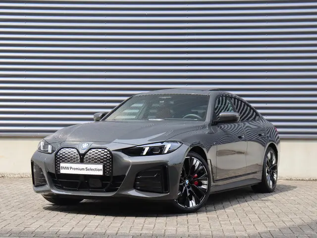 BMW i4 eDrive40 2025 Elektrisch 36