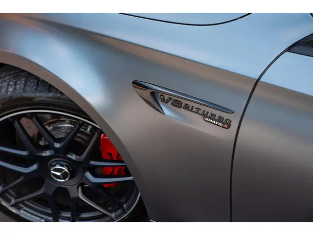 Mercedes-Benz E-Klasse AMG 63 S 4MATIC+ 2019 Benzine 35