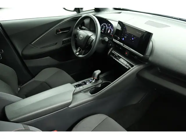 Toyota C-HR 1.8 Hybrid 140 Dynamic 2024 Hybride Benzine 62