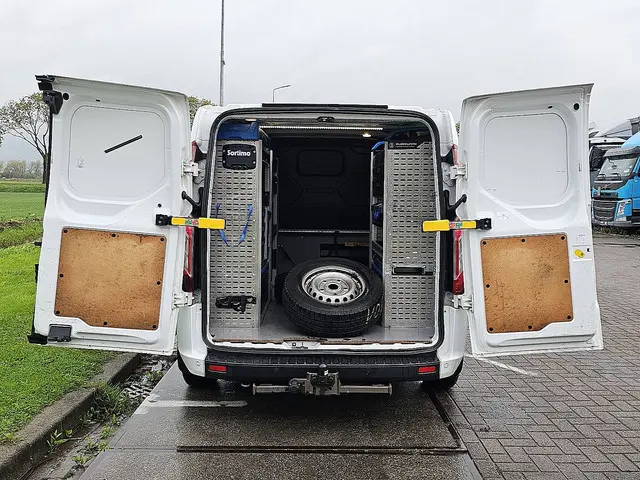 Ford Transit Custom 2.0 2021 Diesel 13