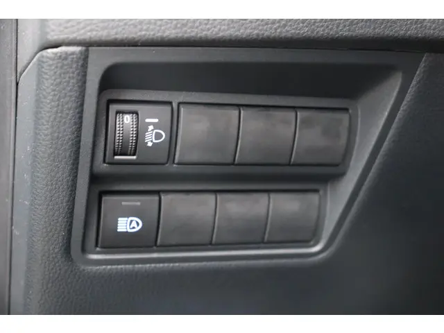 Toyota Yaris 1.5 VVT-i Dynamic 125pk 2023 Benzine 8