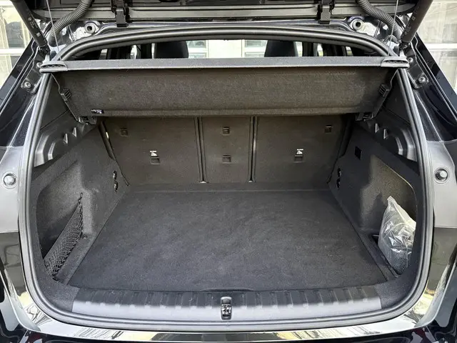 BMW X1 xDrive25e M SPORT 2025 Hybride Benzine 15