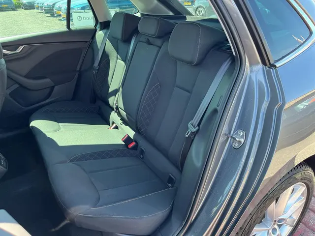 Škoda Scala 1.0 TSI Selection 2023 Benzine 12