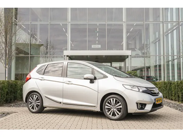 Honda Jazz 1.3i VTEC ELEGANCE 2017 Benzine 25