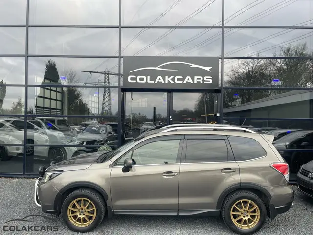 Subaru Forester 2.0 XT Sport Premium 2017 Benzine 12