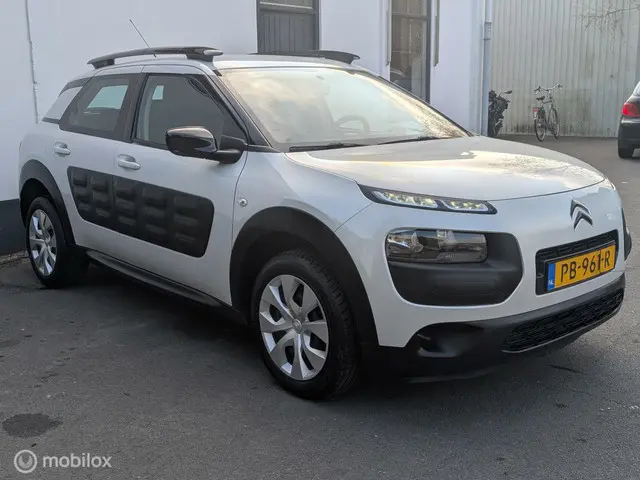Citroën C4 Cactus feel 1.2 VTi Live 2014 Benzine 3