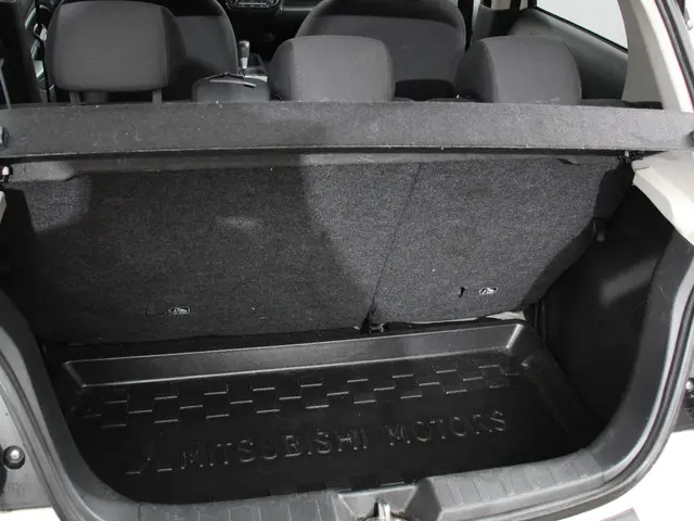 Mitsubishi Space Star 1.2 Automaat Instyle 2014 Benzine 12