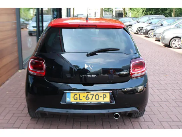 DS DS 3 1.2 PureTech So Red 2015 Benzine 4
