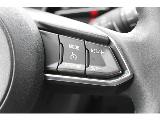 Mazda 2 1.5 Skyactiv-G Luxury 2023 Benzine 19