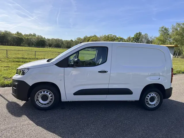 Peugeot Partner 1.5 BlueHDi 130 EAT8 S&S L1 2024 Diesel 8