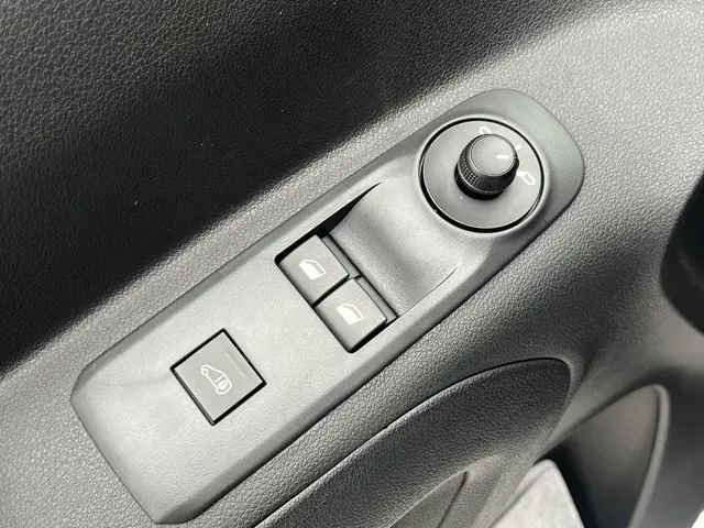 Citroën Berlingo BlueHDi 100 S&S L2 2024 Diesel 17