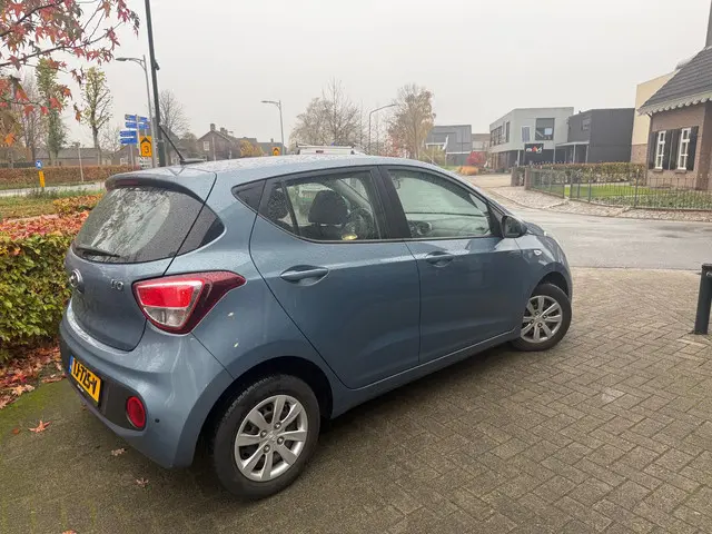 Hyundai i10 3