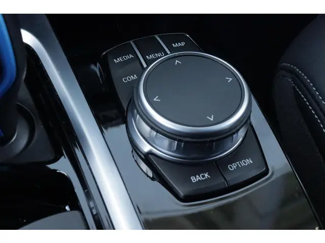 BMW iX3 Executive 80 kWh 2021 Elektrisch 27