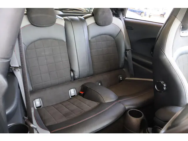 MINI Cooper Mini 2.0 John Works Chili 2021 Benzine 10