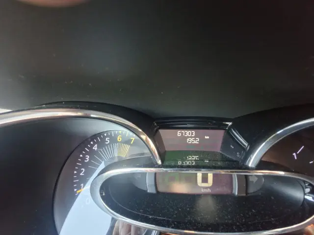 Renault Clio 0.9 TCe Expression 2015 Benzine 22