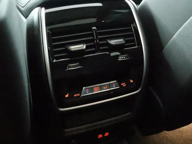 BMW X5 xDrive50e 2025 Hybride Benzine 79