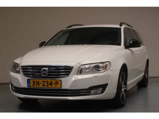 Volvo V70 T4 190pk Classic Edition Automaat 2015 Benzine 5