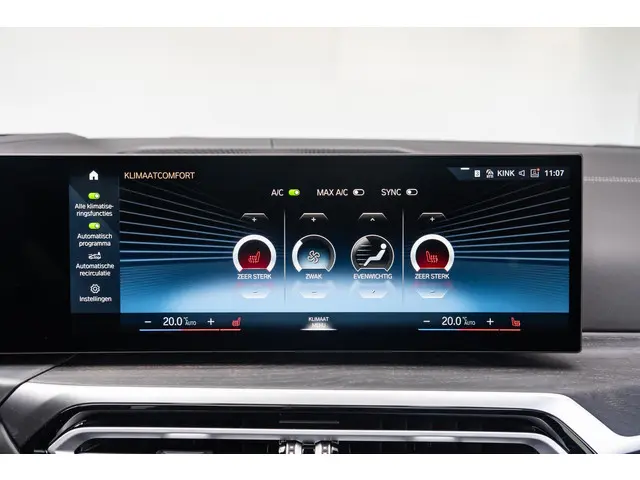 BMW 3 Serie Touring 330e 2024 Hybride Benzine 32