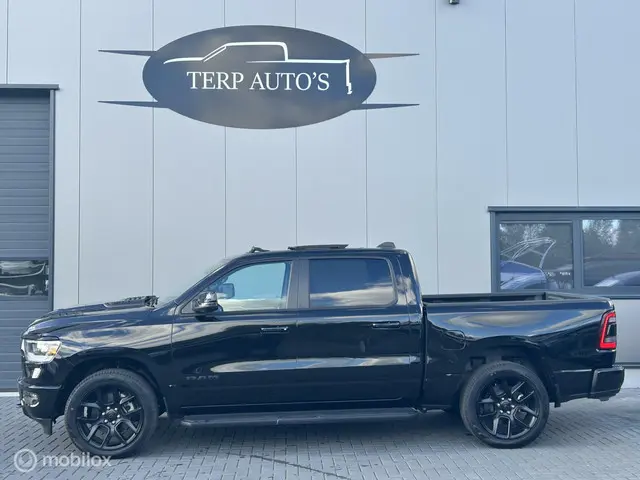 Dodge Ram 1500 5.7 V8 E-Torque incl Prins Lpg 2024 LPG/Gas 8