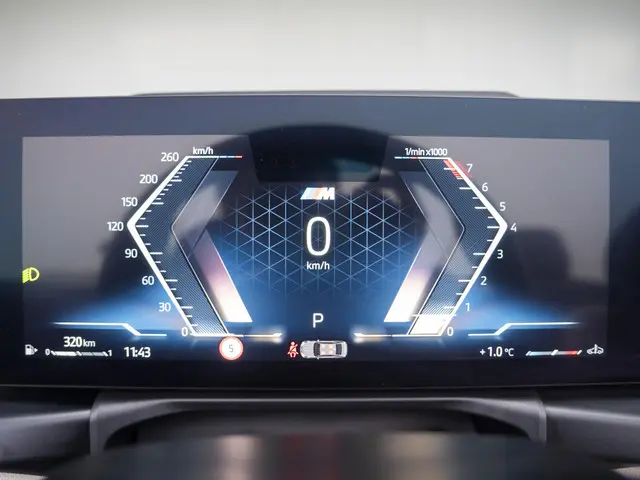 BMW 4 Serie Cabrio 430i 2024 Benzine 37