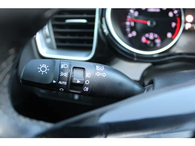 Kia XCeed 1.4 T-GDi DynamicPlusLine 2021 Benzine 23