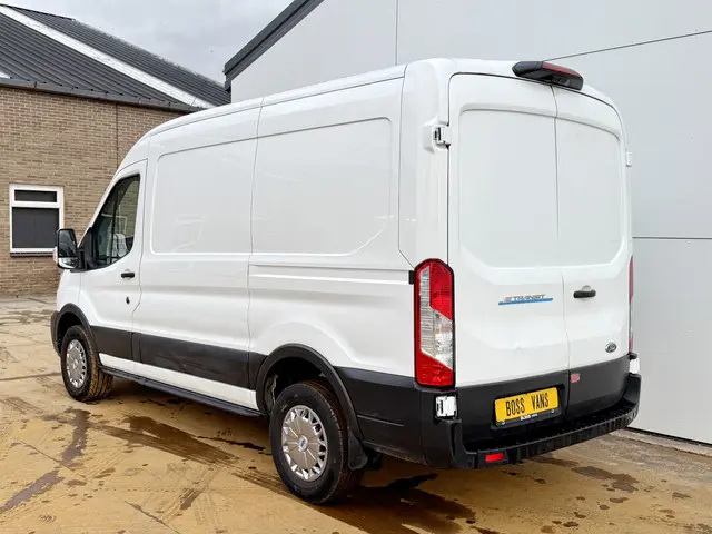 Ford E-Transit 2