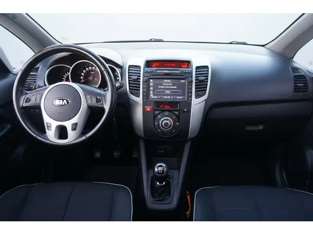 Kia Venga 1.4 CVVT Vibe 2014 Benzine 8