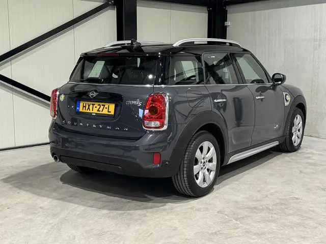 MINI Countryman 1.5 Cooper S ALL4 2019 Hybride Benzine 26