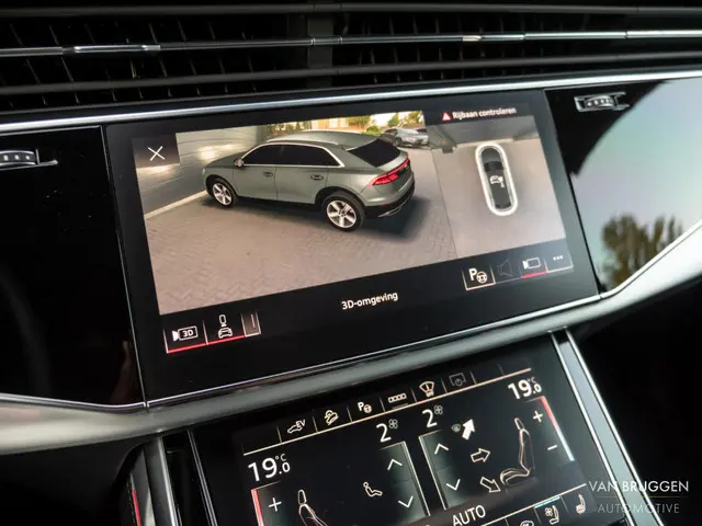 Audi Q8 55 TFSI e quattro S-Line 2021 Hybride Benzine 27