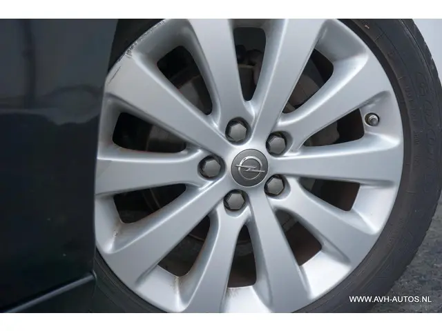 Opel Astra Sports Tourer 1.4 Turbo Sport + 2014 Benzine 10