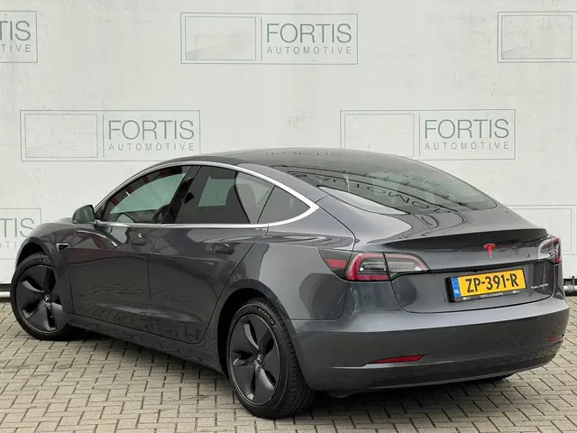 Tesla Model 3 Long Range AWD 75 kWh 2019 Elektrisch 9