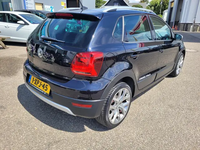 Volkswagen Polo 1.2 TSI Cross 2014 Benzine 6
