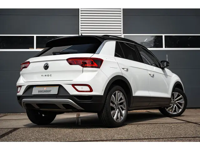 Volkswagen T-Roc 1.5 TSI Style 2023 Benzine 6