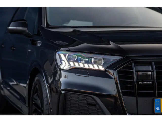 Audi Q7 SQ7 S-Line Grijs kenteken 2020 Diesel 11