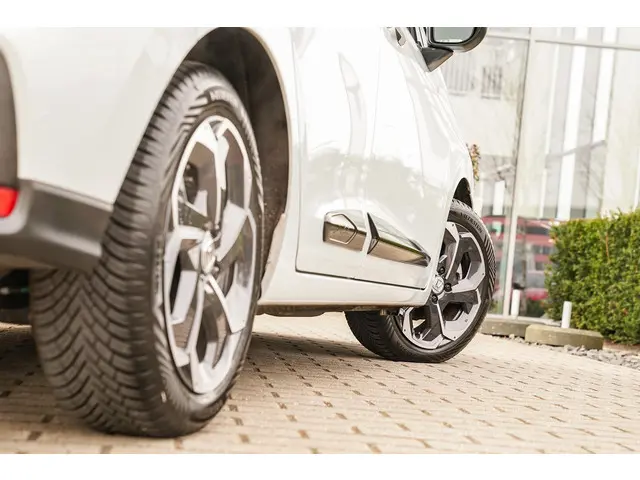 Honda Jazz 1.5i e:HEV ADVANCE 2024 Hybride Benzine 14