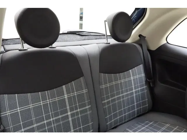 Fiat 500 0.9 TwinAir Turbo Lounge 2016 Benzine 15