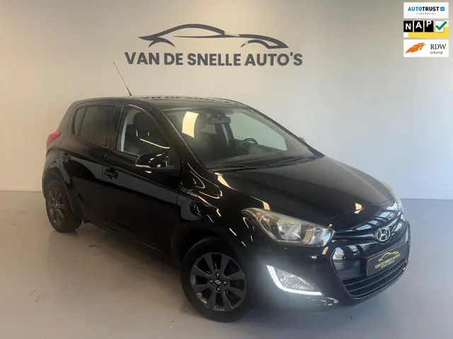Hyundai i20 1.2i Go! 2015 Benzine