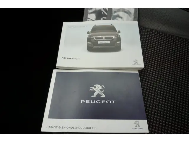 Peugeot Partner Tepee 1.2 PureTech Active 2016 Benzine 15