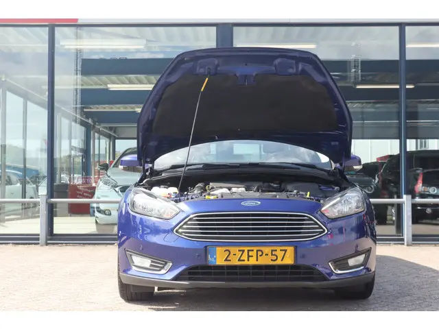 Ford Focus Wagon 1.0 First Edition 2015 Benzine 12