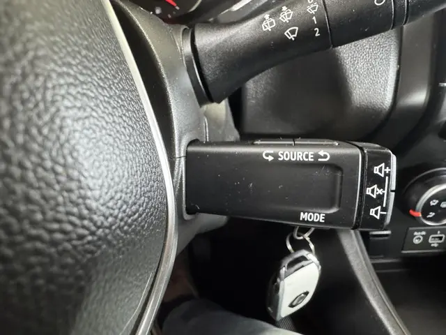 Renault Captur 1.0 TCe 90 equilibre 2022 Benzine 23