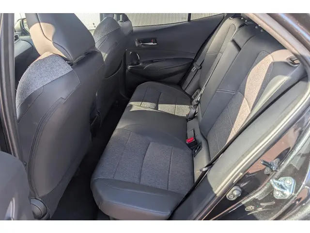 Toyota Corolla Hybrid 140 Dynamic 2024 Hybride Benzine 15