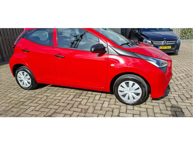Toyota Aygo 1.0 VVT-i x-clusiv 2021 Benzine 5