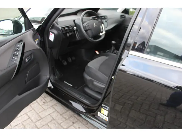 Citroën C4 Spacetourer 1.2 PureTech Feel 2019 Benzine 10