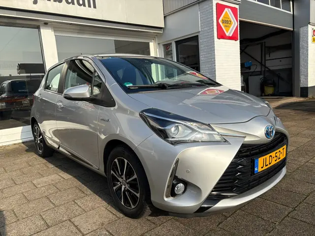 Toyota Yaris 1.5 Hybrid Design 2018 Hybride Benzine 5
