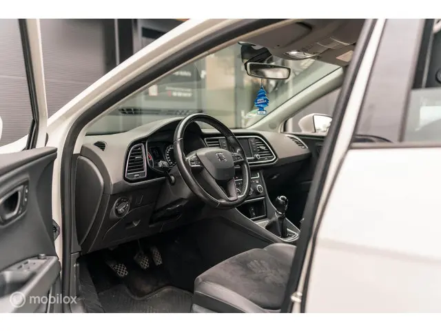 SEAT Leon Sportstourer ST 1.2 TSI Style 2017 Benzine 13