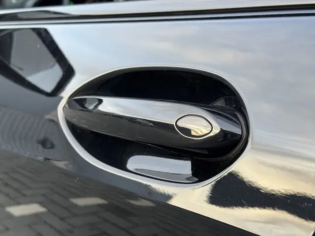 BMW 1 Serie 118i Executive Edition M 2020 Benzine 21