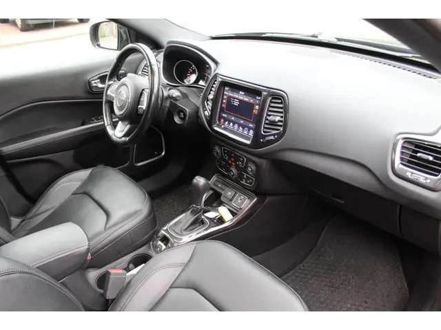 Jeep Compass 1.3T S 2021 Benzine 10